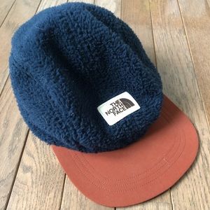 The North Face Sherpa Crusher Cap - rare color!